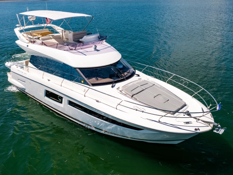 Alquiler de embarcaciones Prestige Prestige 500 Fly enMiami Beach en Samboat