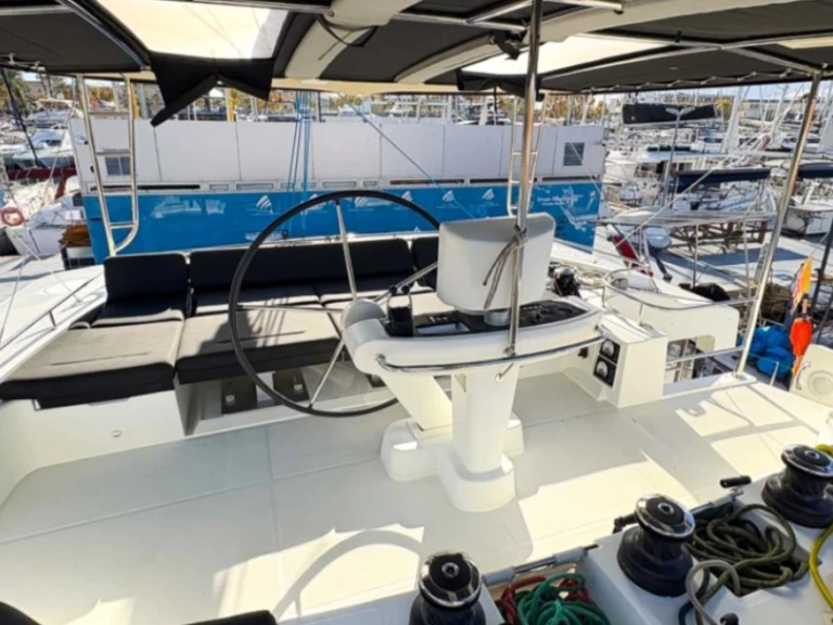 Catamarán para alquilar Split al mejor precio