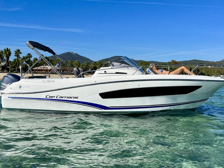 Alquiler Port Cogolin - Jeanneau Cap Camarat 7.5 WA Serie 2 en SamBoat