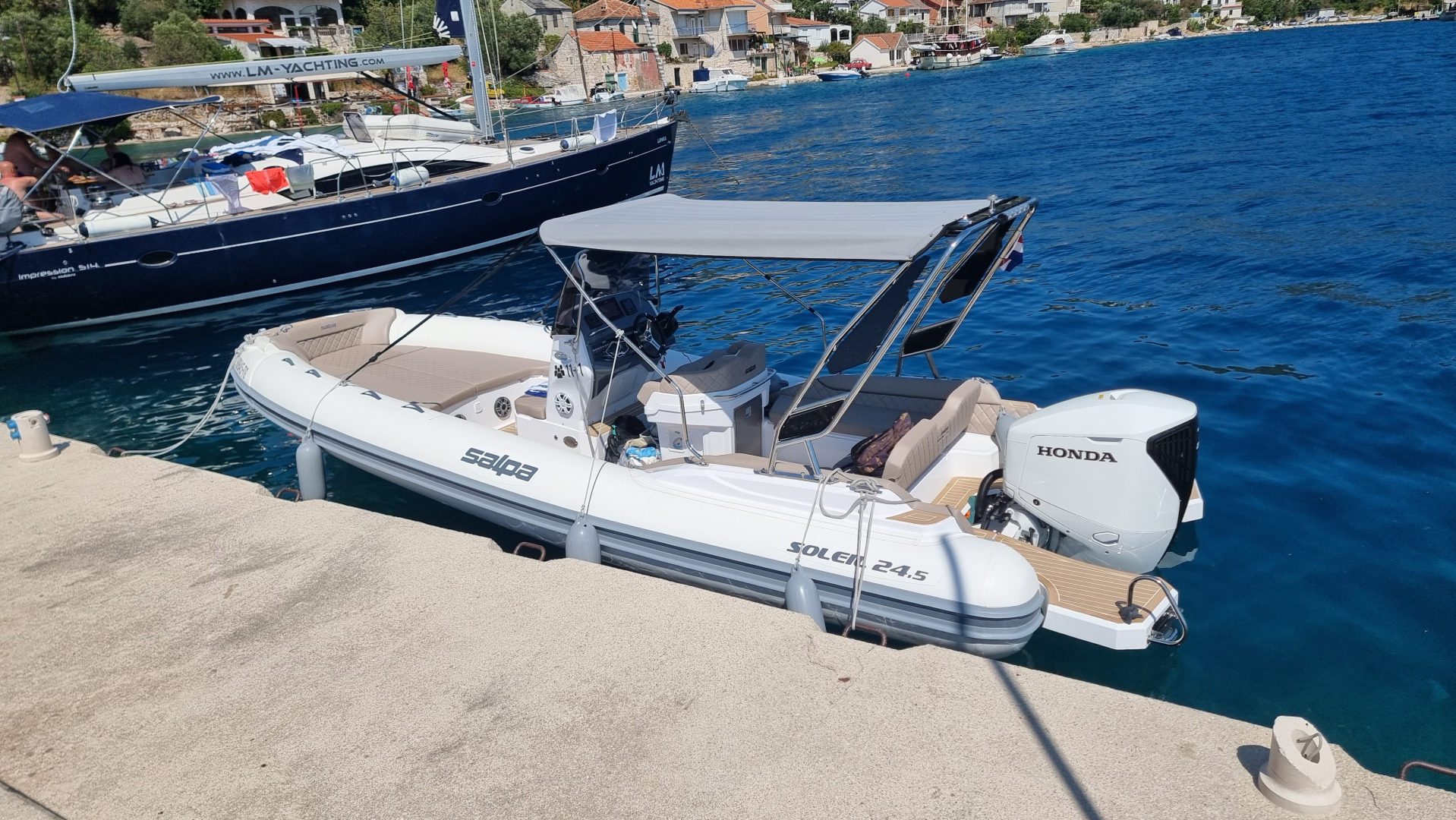 Alquiler de Salpa Soleil 24.5 en Trogir
