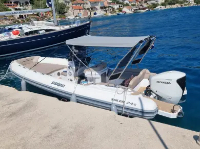 Alquiler de Salpa Soleil 24.5 en Trogir