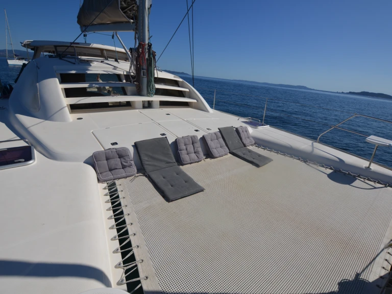 Alquiler Catamarán Leopard con o sin  título de navegación