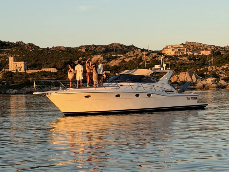 Novamarine Ten hd de alquiler a L'Arcipelago della Maddalena