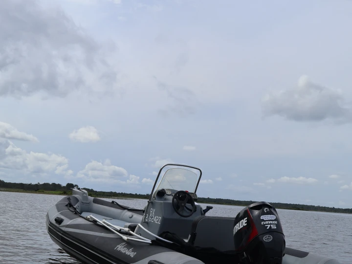 Alquiler de Adventure VESTA 550 en Francia