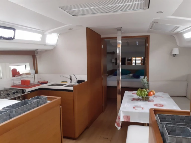 Alquiler de Jeanneau Sun Odyssey 440 en Le Marin