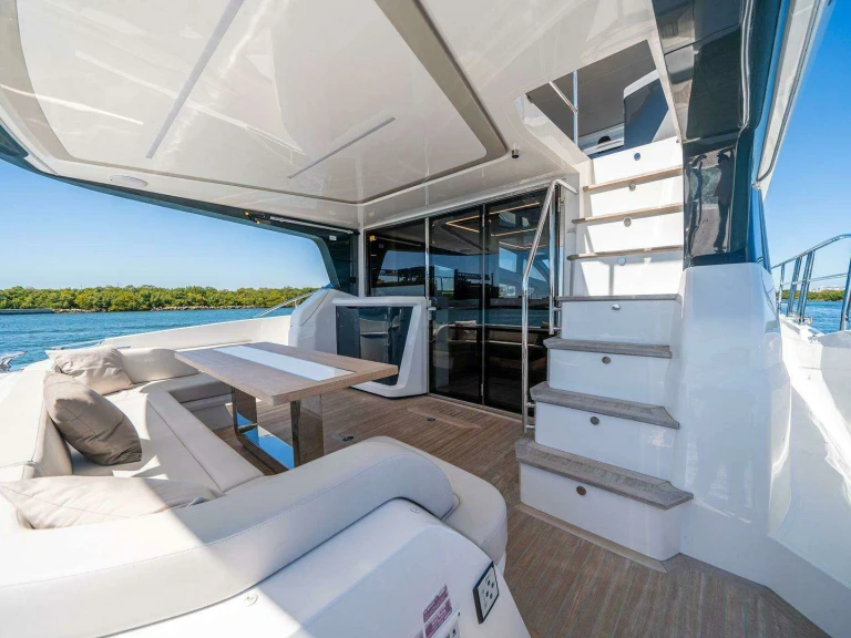 Alquiler de barcos Miami barato de 62ft