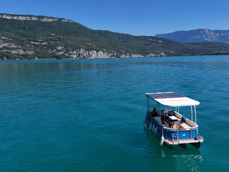 Alquiler de France pontoon 580 en Francia