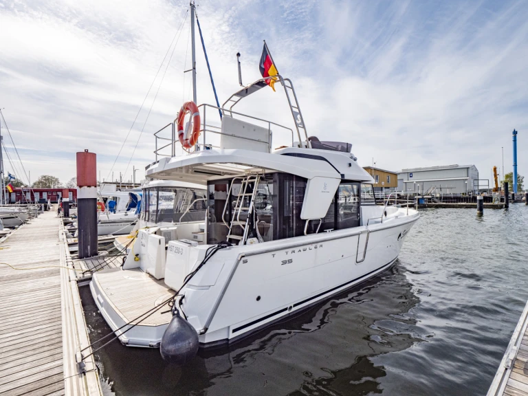 Alquiler Casa flotante Bénéteau con o sin  título de navegación