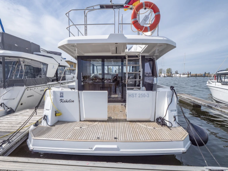 Casa flotante para alquilar Kröslin al mejor precio