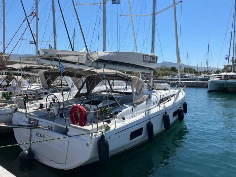 Alquiler de embarcaciones Bénéteau Oceanis 47 - 5 cab. enÁlimos en Samboat