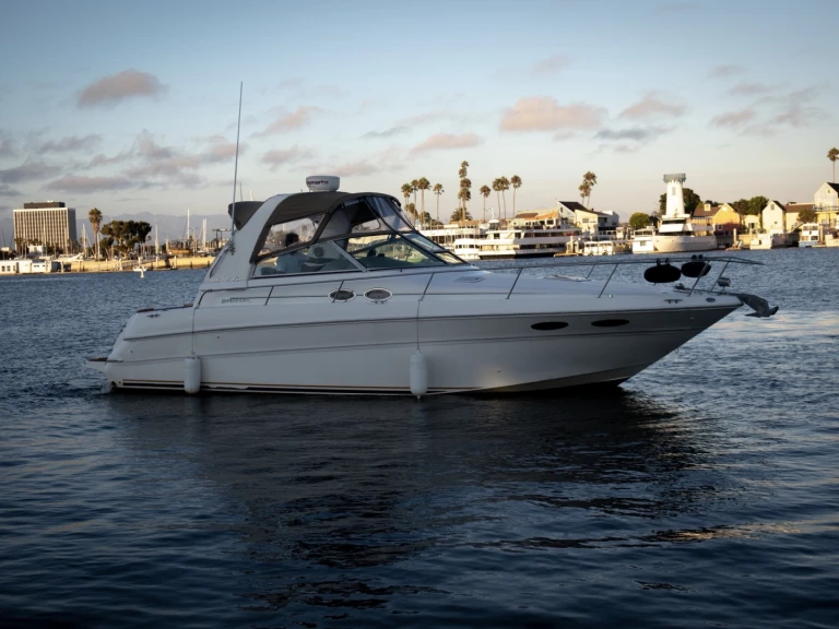 Sea Ray Sundancer de alquiler a Condado de Los Ángeles