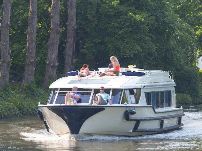 Alquiler de barcos Homps barato de Vision3 Master