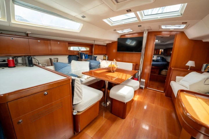 Bénéteau Oceanis 50 de alquiler a Combarro
