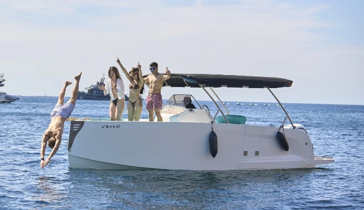 Alquiler de Lancha, con o sin patrón X-Yachts Sant Antoni de Portmany