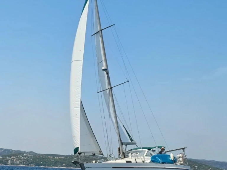 Alquiler de barcos Palamós barato de OCEANIS 40 CC