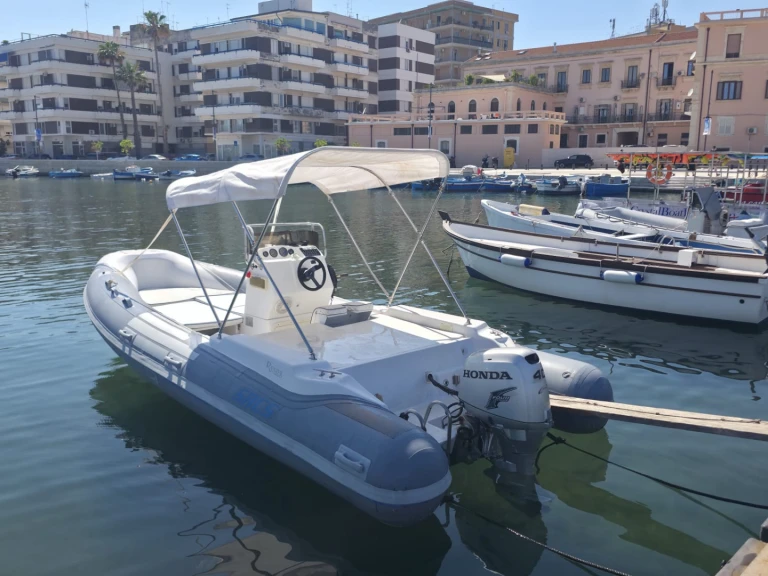 Alquiler Neumática en Siracusa - Sacs Sacs S 565