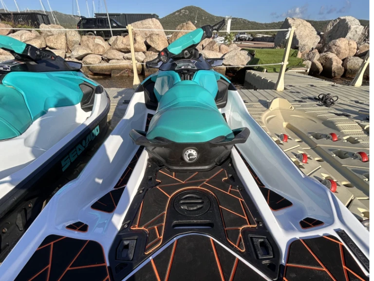 Sea-Doo Gtx pro 130 de alquiler a Pianottoli-Caldarello