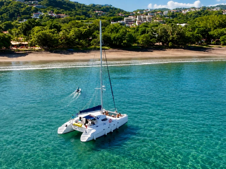 Alquiler de barcos Bahía Culebra barato de custom