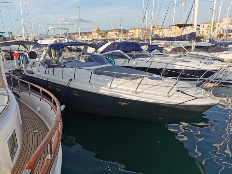 Alquiler de Horizon Manò Marine 38.50 en San Vincenzo