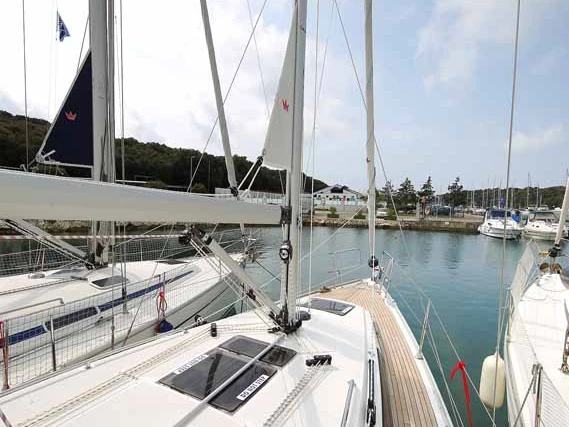 Alquiler de Bavaria Cruiser 34 en Pula