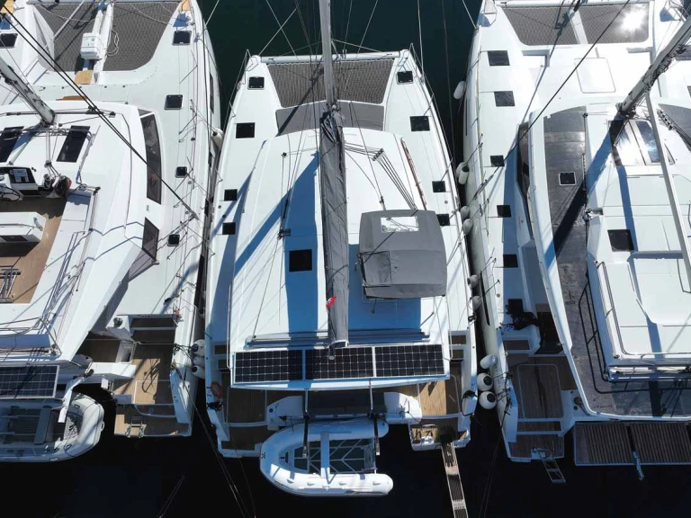 Catamarán para alquilar Lefkáda al mejor precio