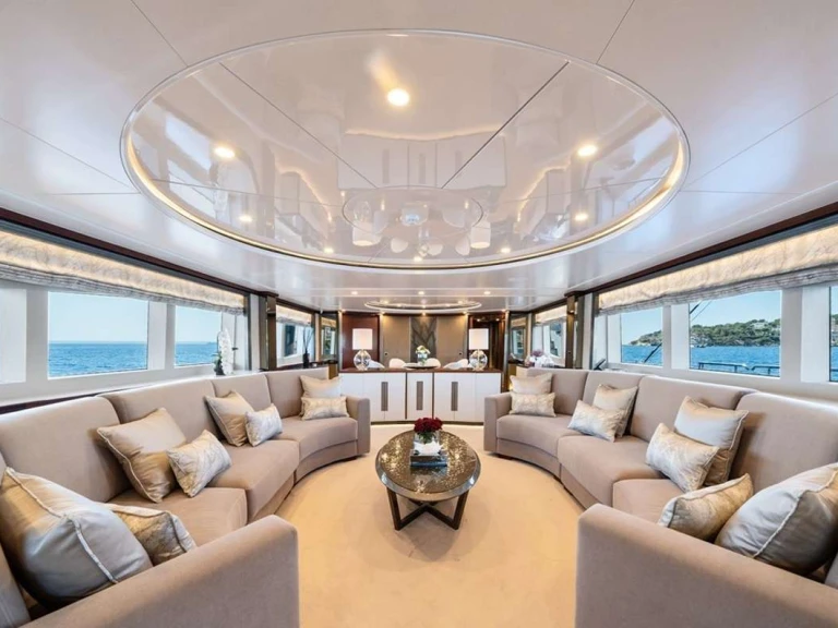Alquiler Cannes - CRN Ancona TITIAN PEARL en SamBoat