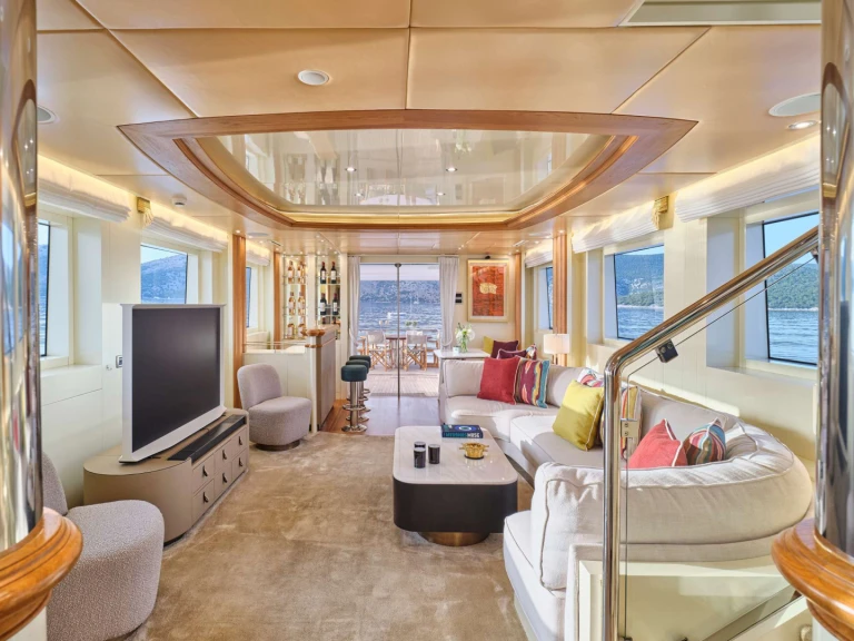 Alquiler de embarcaciones Custom Line GELLY enGrecia en Samboat