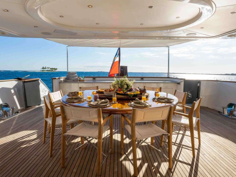 Yate de lujo para alquilar Bahamas al mejor precio