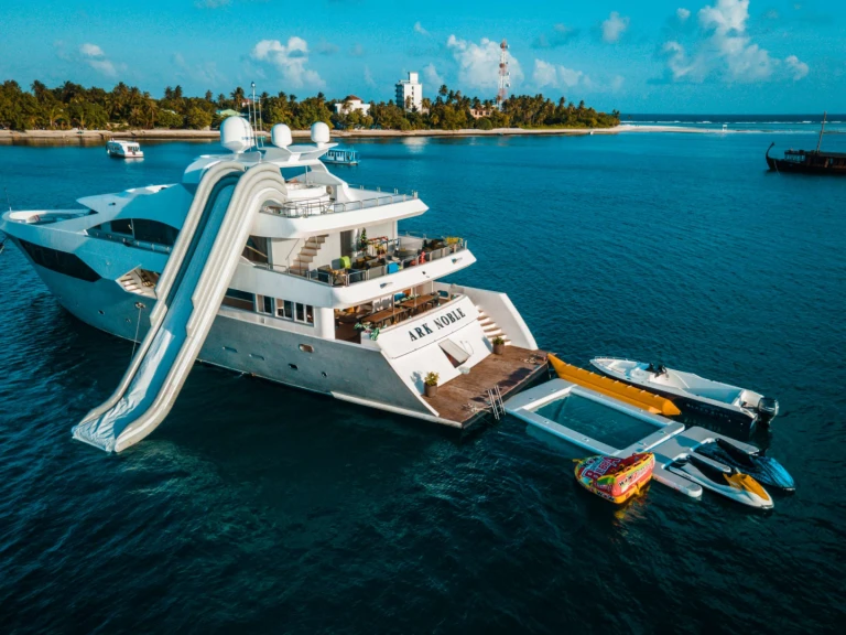 Alquiler de embarcaciones  ARK NOBLE enMalé en Samboat