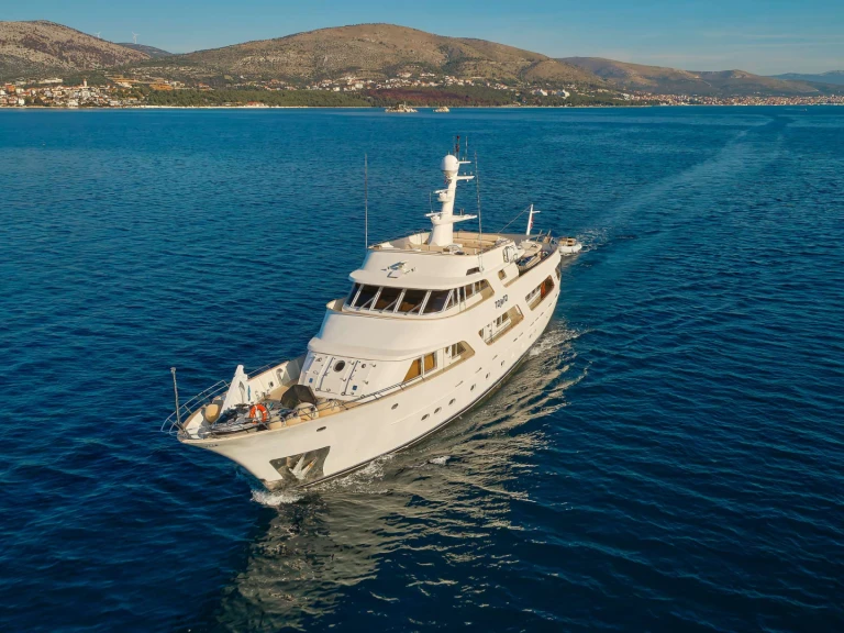 Yate de lujo para alquilar Trogir al mejor precio