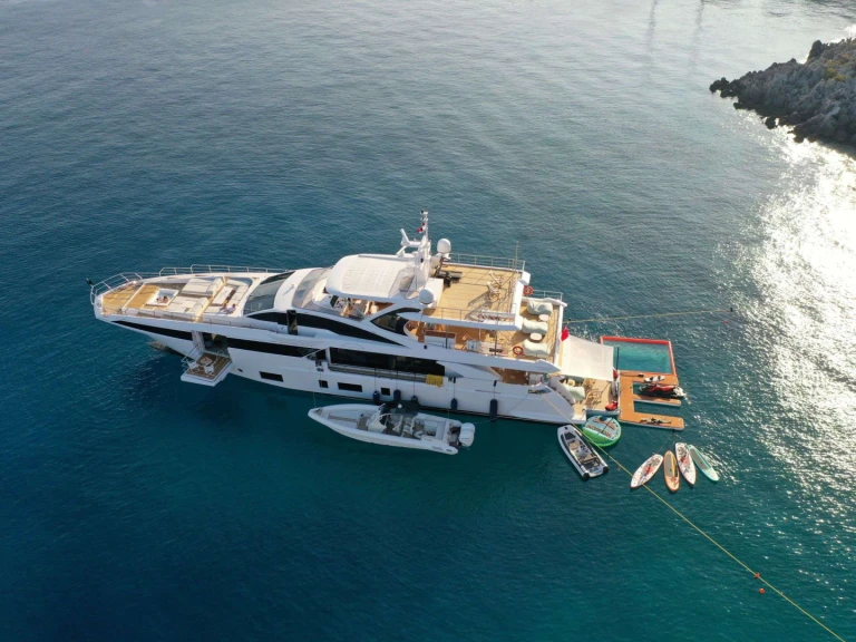 Alquiler de embarcaciones Azimut LOVE T enGrecia en Samboat