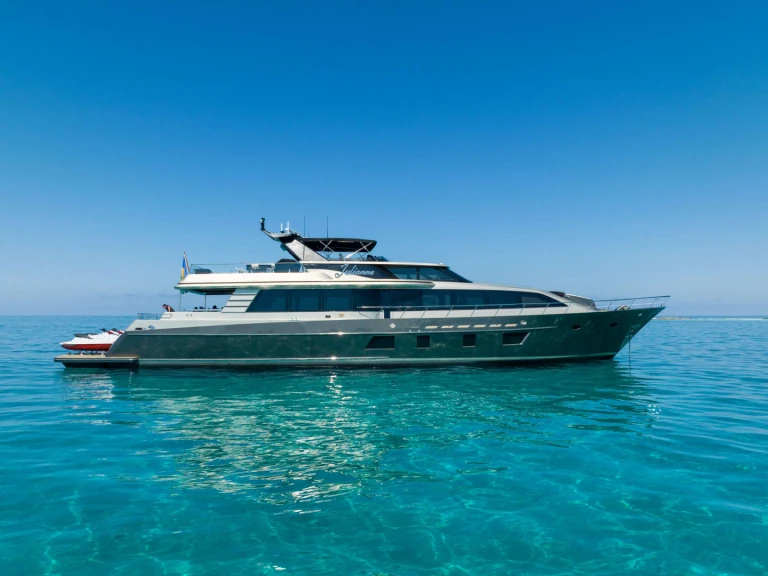 Alquiler de Yate de lujo, con o sin patrón Crescent Bahamas