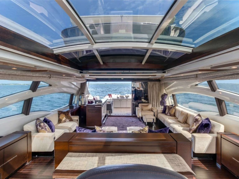 Alquiler de Azimut Scarlet en Miami