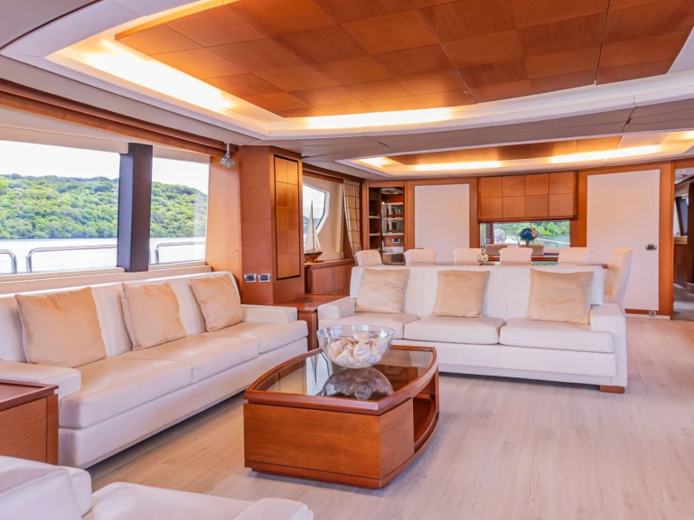 Alquiler de embarcaciones Azimut CAMY ED enCosta Rica en Samboat
