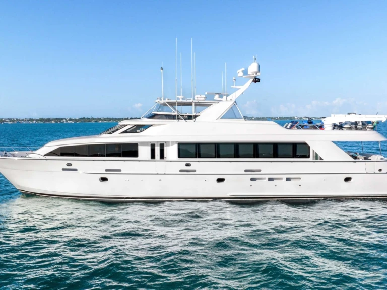 Alquiler de Yate de lujo, con o sin patrón Hatteras Newport