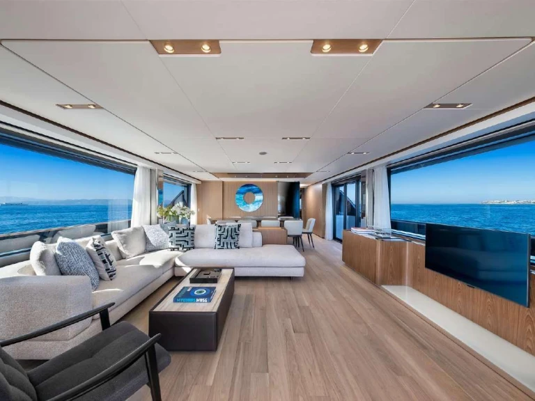 Alquiler de embarcaciones Ferretti IANASSA enAtenas en Samboat