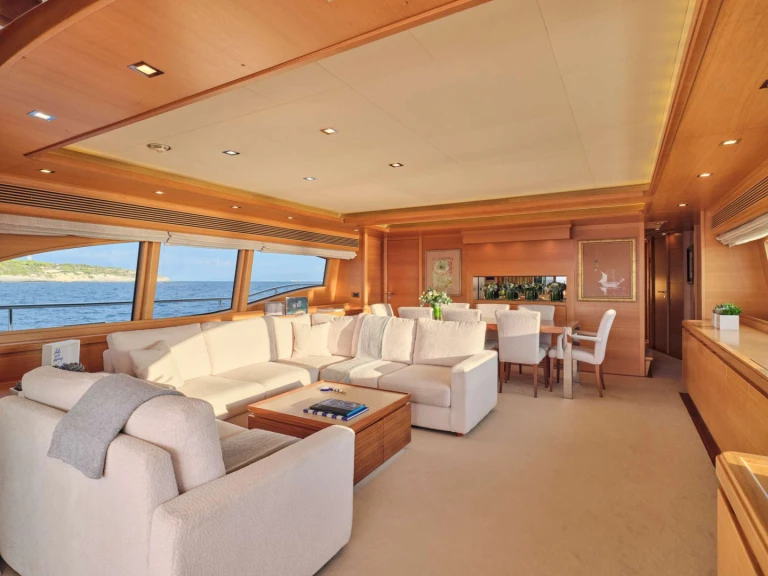 Alquiler de embarcaciones Ferretti WATCH ME enAtenas en Samboat