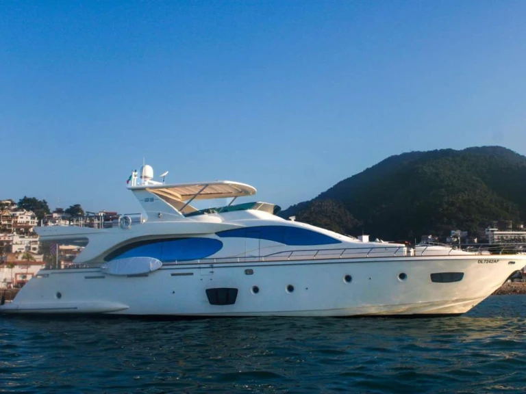 Alquiler Yate de lujo Azimut con o sin  título de navegación