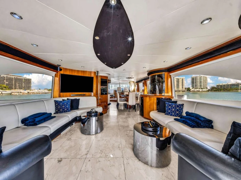 Alquiler Miami - Sunseeker So What Who Cares en SamBoat