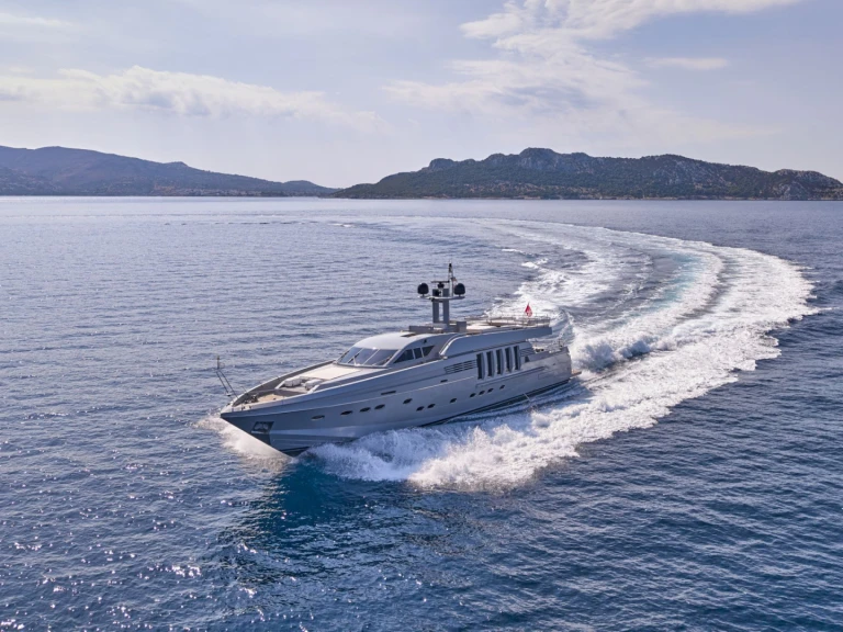 Alquiler de Yate de lujo, con o sin patrón Cantieri Nav Atenas