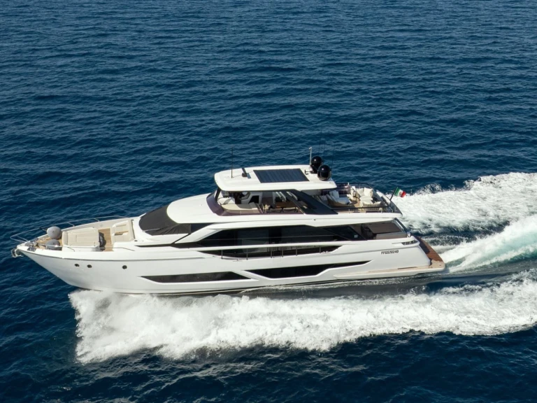 Yate de lujo para alquilar Castellammare di Stabia al mejor precio