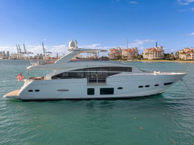 Princess, UK Freedom de alquiler a Miami Beach