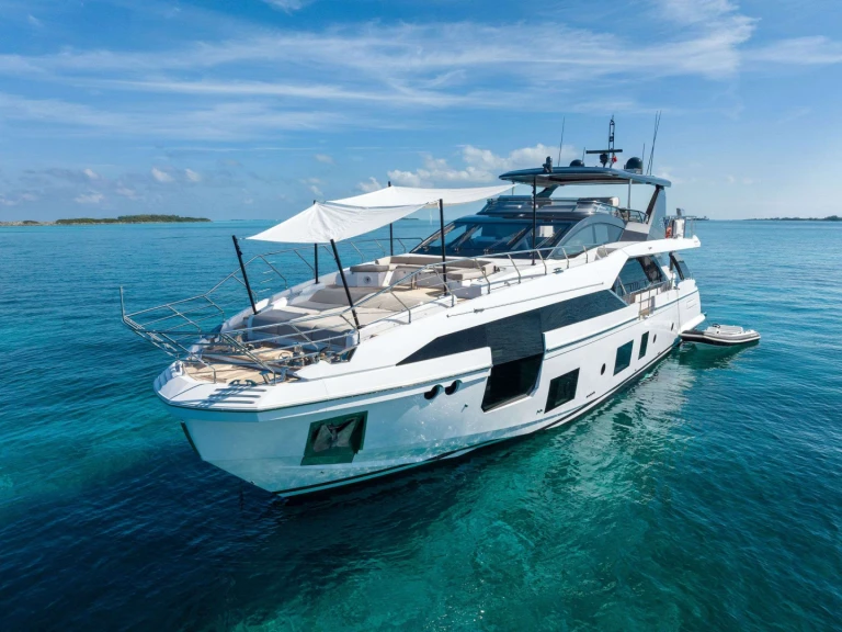 Azimut Compass de alquiler a Bahamas