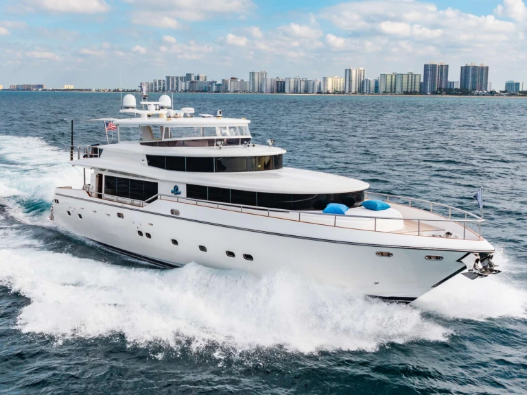 Alquiler de embarcaciones Johnson SOUTHERN BELLE enCaribe en Samboat