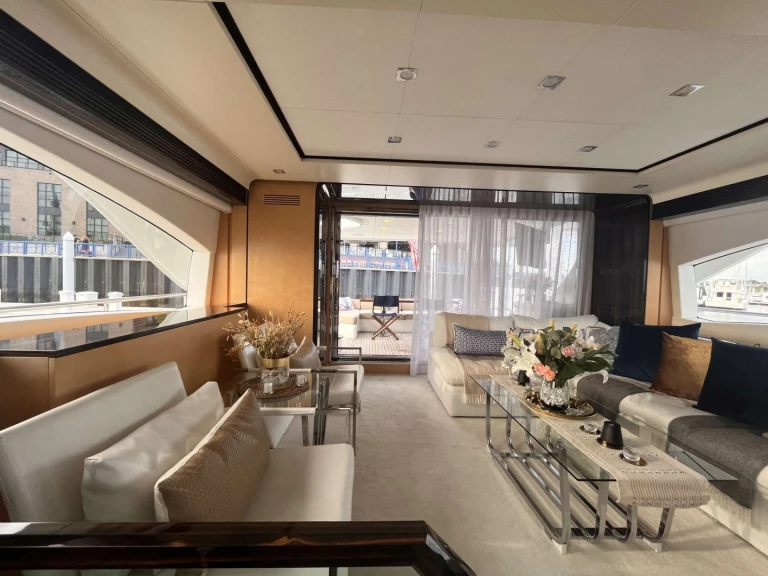Alquiler de embarcaciones Azimut 86  Italian Yacht  enMiami en Samboat