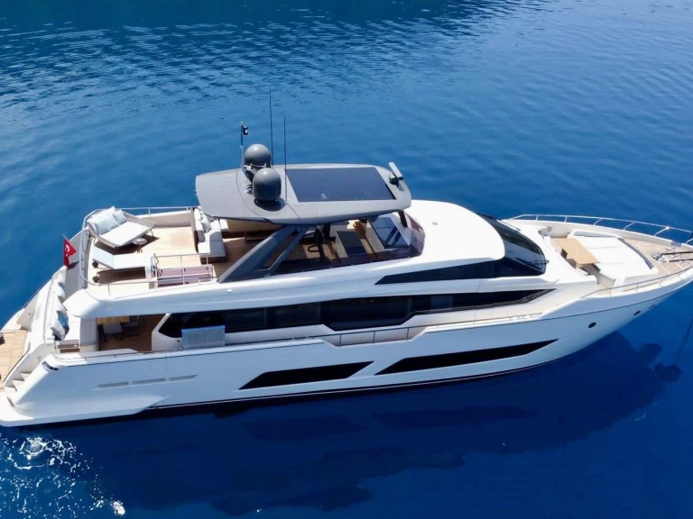 Ferretti SHERO de alquiler a Marmaris