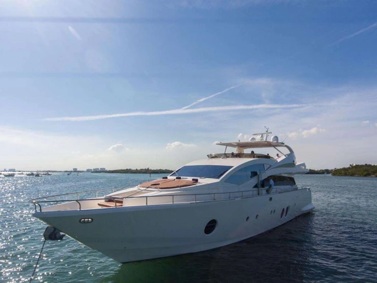 Alquiler de barcos Miami barato de Italian Yacht 85