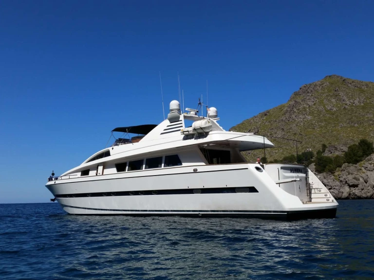 Alquiler de barcos Palma de Mallorca barato de LADY TATIANA OF LONDON