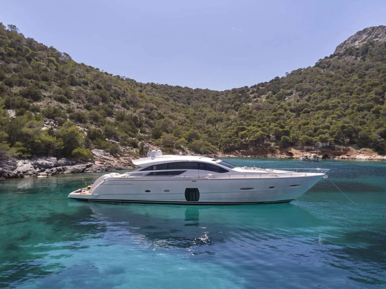 Alquiler de Yate de lujo, con o sin patrón Pershing Grecia