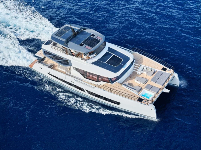 Alquiler de Yate de lujo, con o sin patrón Fountaine Pajot Atenas